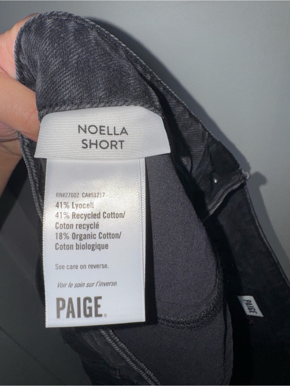 Paige Noella Cut Off Short in Black Dove/Size 30 - Picture 6 of 8